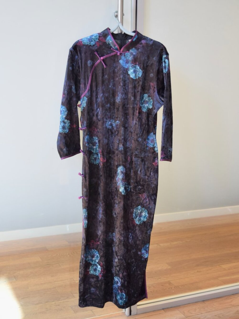 Black Velvet Blue Flora Long Qipao - Chinese Traditional Winter Dress
